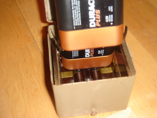 Battery box 002.jpg