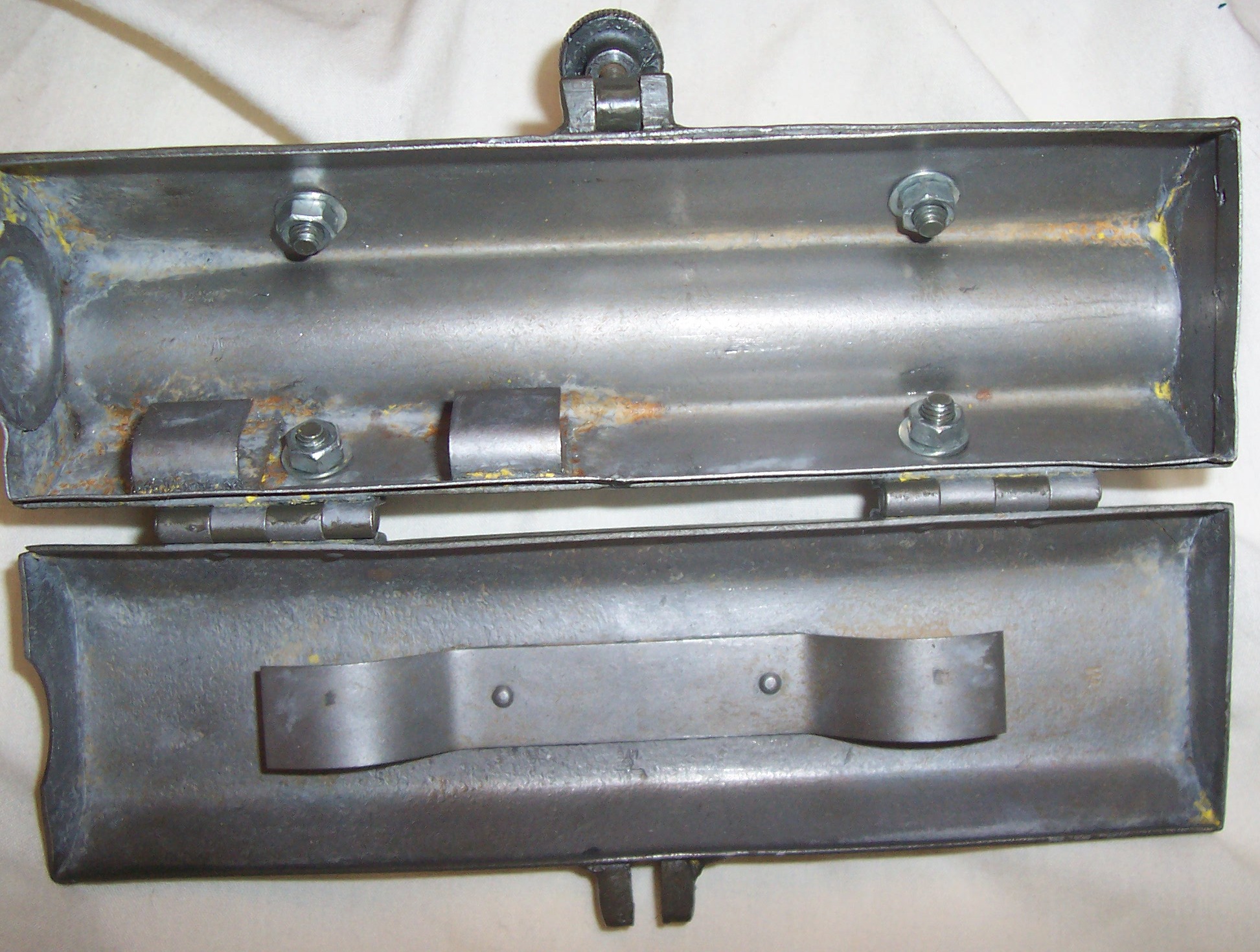 bolt box interior closeup